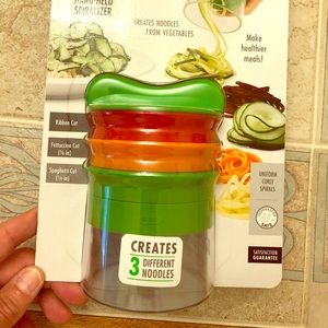 Kitchen - Hand held Spiraling tool Kitchen - Hand held Spiraling tool